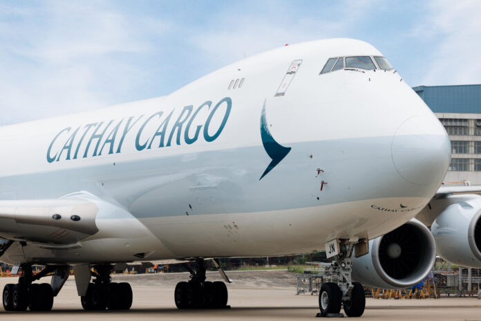 world’s-busiest-cargo-airport:-cathay-cargo-congratulates-hkia