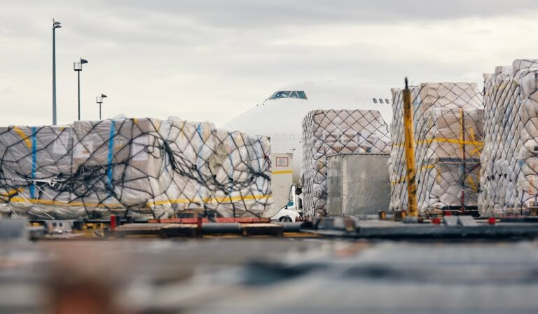 Determining the dynamics between ocean freight and air cargo