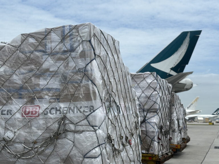 DB Schenker signs yarn-breaking dedication to Cathay’s Company SAF Programme – Air Cargo Week
